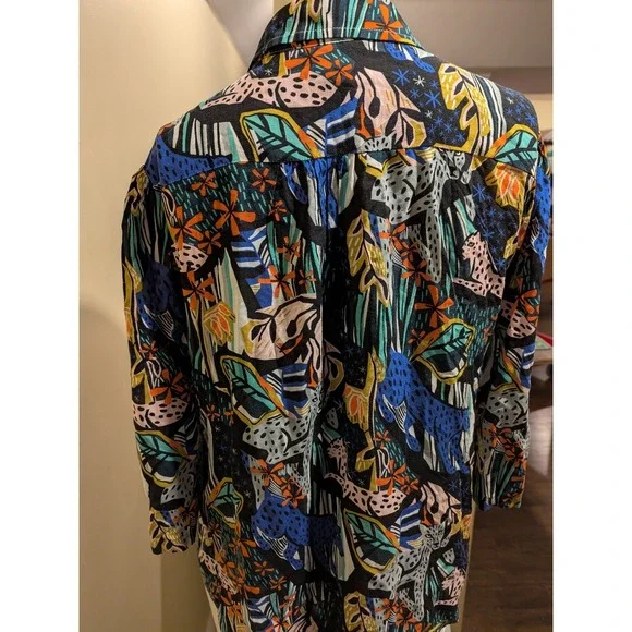 Anthropologie Margaret Jeane Leopard Top Size 6 Buttons 3/4 Sleeves Flaw - Picture 8 of 16